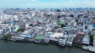 Floating market