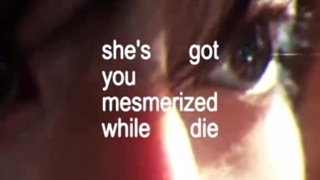 سلام من به تویی که اینو میبینی(کپشن بیشتر میبینمت)