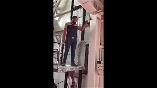 حرکت بالابر دیواری