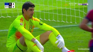 گل چهارم بارسا به رئال (رافینیا)