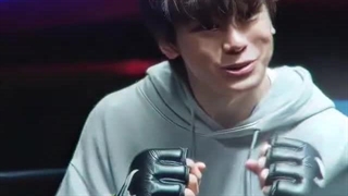 این بشرو کادو پیچ کنین من ببرم :)