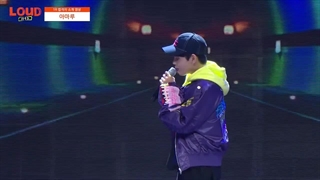 کاور آهنگ  Hollywood's Bleedin ~ از آمارو عضو KickFlip در برنامه loud