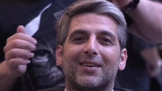 آرایشگاه مردانه آبی