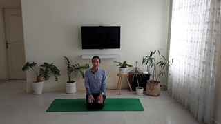 آموزش حرکات ابتدایی در یوگا