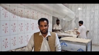 صف‌های طولانی نان در سراوان؛ قطعی برق و کاهش سهمیه آرد عامل اصلی بحران