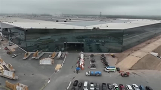 به روزرسانی خط تولید ربات جدید تسلا!