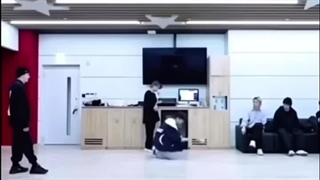 از جمله دلایلی که طرفدار استری کیدز شدم....