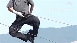 کیوت بازی های بوگوم توی صحنه فیلم برداری // من غششش +++ پسر خوب