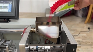 دستگاه تزریق پلاستیک کوچک