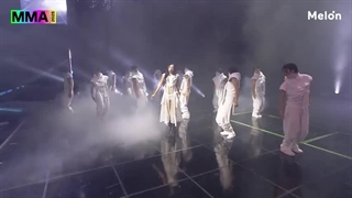 اجرای جدید کامل جنی در مراسم MMA با آهنگ های Seoul city و zen و like jennie ( دوربین اصلیه )