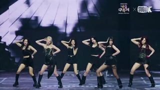 اجرای جدید آهنگ BEBE و Teddy Bear از گروه STAYC "استی‌سی"