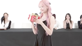 کریسمستون مبارککک از طرف منو پاریتا