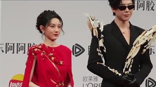 یونینگ ، زوئر( بازیگران سریال اسیر زیبایی)