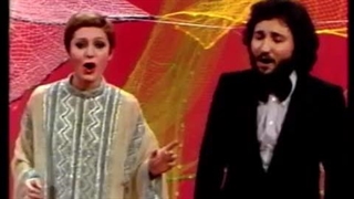 Googoosh & Martik - Shaer گوگوش و مارتیک - شاعر