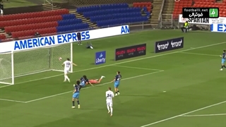 شادی جالب پس از گلزنی همراه با توپ جمع کن