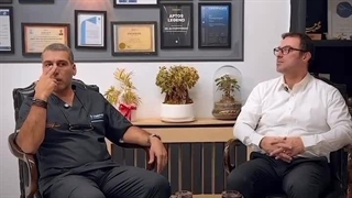 حضور جراح پلاستیک در کلینیک دکتر علی پرتویی نژاد