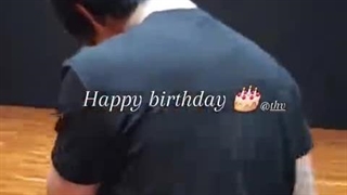 تبریک تولد هوبی ، جین و نامجون هیونگ برای تولد تهیونگی ! (افتادن دنبال بچه ، خرسی رفت توی کمد قایم شد ⁦ಥ⁠‿⁠ಥ⁩)