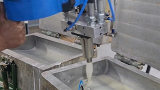 دستگاه تزریق فوم مموری