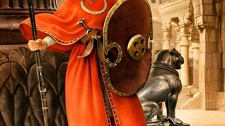 سرباز هخامنشی در حال نگهبانی