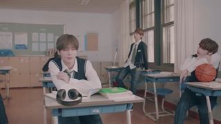 TXT (투모로우바이투게더) '하굣길 (Way Home)' Official MV (Eye Contact ver.)