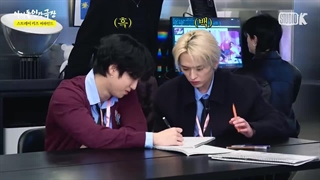 پشت صحنه‌ی برنامه Idol Human Theater با STRAY KIDS همراه با زیرنویس فارسی آنلاین♡♡کپ