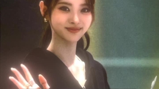 ولی واقعا خیلی وایب مادر و دختر بهم میدن...:) کپ