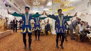 اجرای شاد گروه رقص آذربایجانی در جشن عروسی تهران