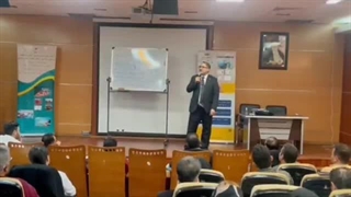 تبلیغ اتاق جلسه