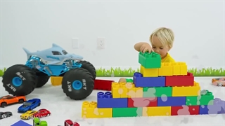 ماجراجویی‌های ولاد و نیکی با لگوها: خانه‌سازی و سرگرمی با مامان