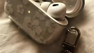 حققققققق. اهنگش چه خوبه :خنده: