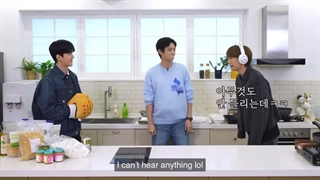 یه آشپزخونه رو دادن دست این سه تا (یه تائو کم دارن تا اکیپشون کامل بشه)