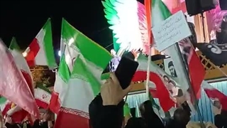 میدان هفت حوض تهران تجمع شبانه مردمی در جنگ رمضان 1405/3/1 تبعیت از رهبری