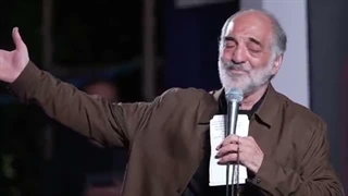 مراسم سینه‌زنی حاج محمدرضا طاهری و کربلایی نریمان پناهی در تجمع میدان انقلاب - جنگ رمضان