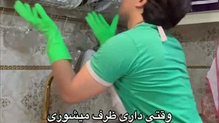 من میرم کلاس هنر شماام پاشین زندگیتونو جمع کنینننننن
