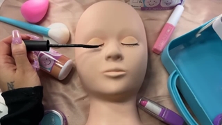 Asmr آرایش روی مانکن/ضربه دست و نجوای ملایم/