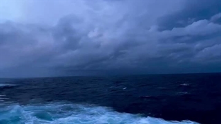 دریا عشق اول و اخر من