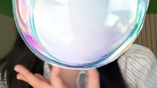آپدیت فیفتی فیفتی با یه وون آهنگ like a bubble عررر
