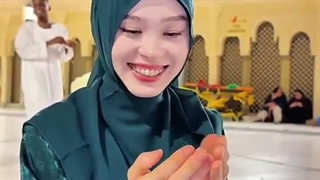 Eid Mubarak....وقتی یک مسلمون عیدی میگیره...فرقی نداره خارجی باشه یانه.....
