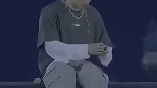 جونگ‌کوک مومنت