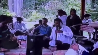 حریم یار‌ خصوصی شجریان فقید، ویرجینیا آمریکا ۱۹۹۰ لطفی عندلیبی اعیان، یارم به یک لا پیرهن خوابیده زیر نسترن