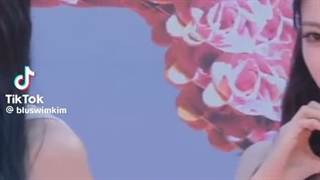 نگاهی به تک تک اعضای گروه meovv ✨️
