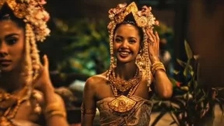 بنا به گزارشVF،لیسا نقش اصلی سریال فیلمبرداری فیلم رمانتیک کمدی برگرفته از Notting Hill رو در نیمه‌ی اول سال 2027 آغاز خواهد کرد