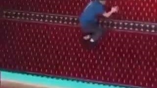 RUN