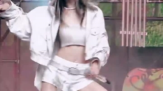 [MPD직캠] 베이비몬스터 루카 직캠 4K  WE GO UP  (BABYMONSTER RUKA FanCam)