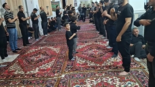 مراسم عزاداری هیئت زنجیرزنی اخی جهان (9)  ـ محرم 1405