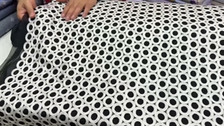 پارچه قائم