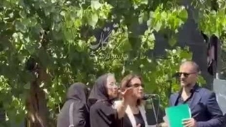 صحبت‌های دختر اکبر عبدی در مراسم تشیع پدرش